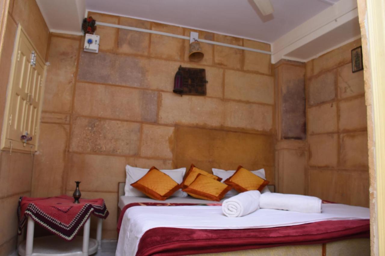 Rumi'S Home Stay Jaisalmer Buitenkant foto