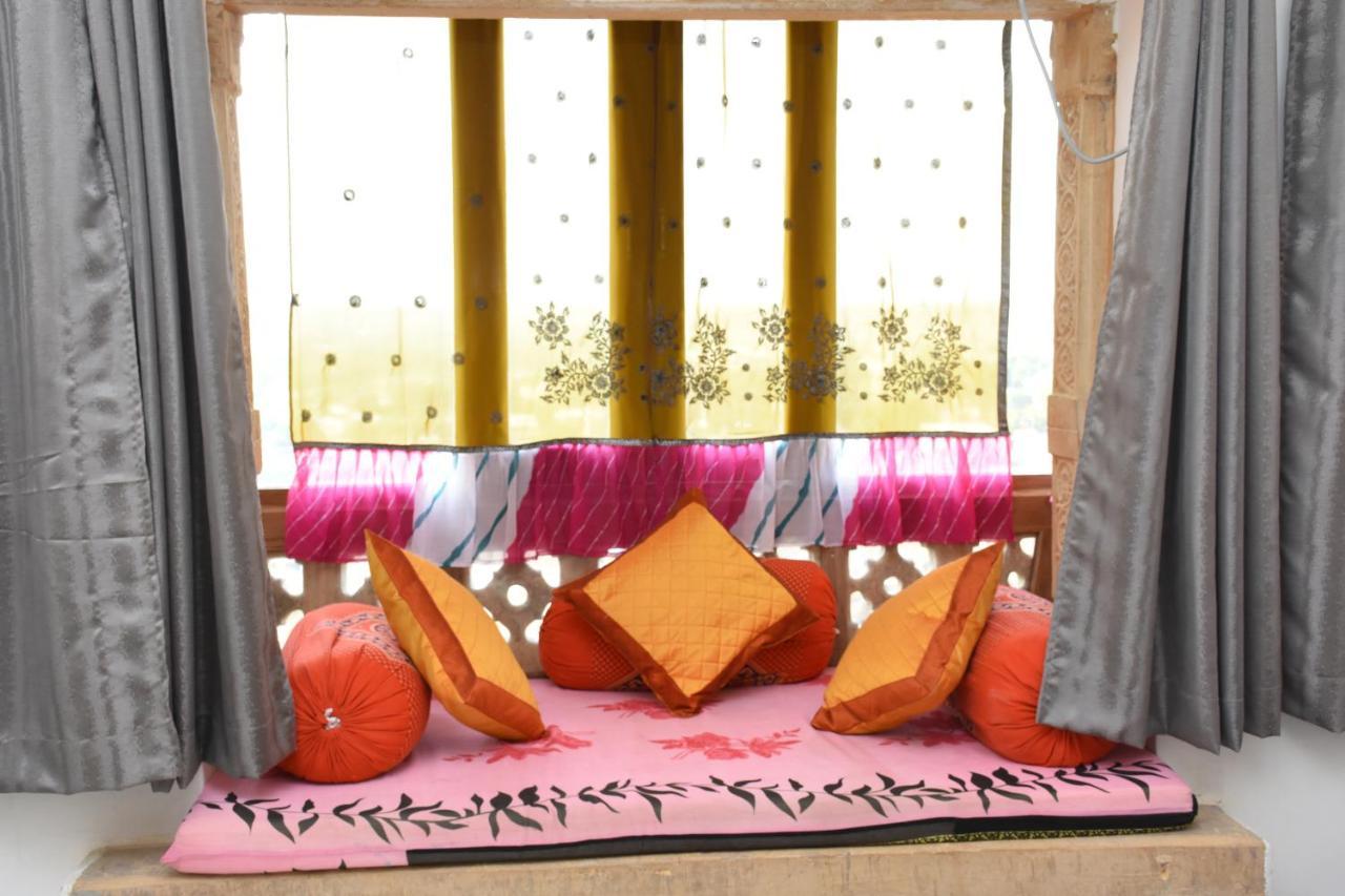 Rumi'S Home Stay Jaisalmer Buitenkant foto